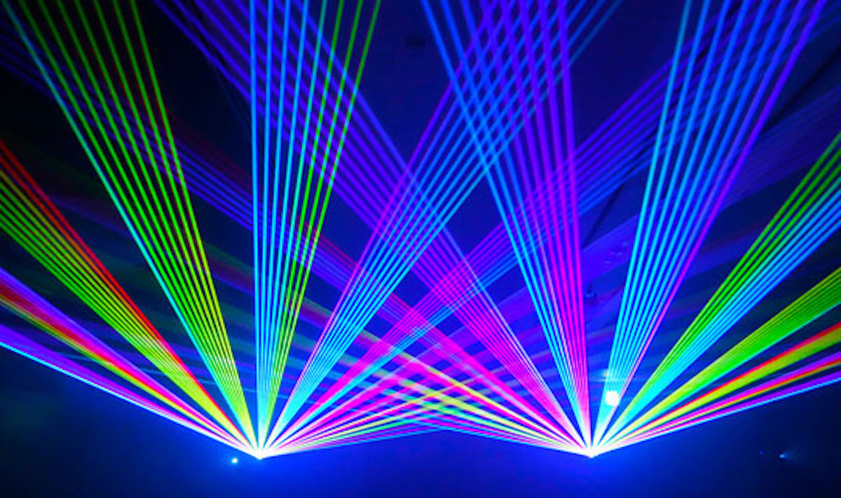 福岡|九州|映像制作|プロジェクションマッピング|ドローン|ホームページ|ライブ配信|特殊撮影|イベント|レーザー|特殊効果|CG制作|写真撮影|youtube|チャンネルプロデュース|モデル|音響|照明|レンタル|キャラクターデザイン|ロゴデザイン