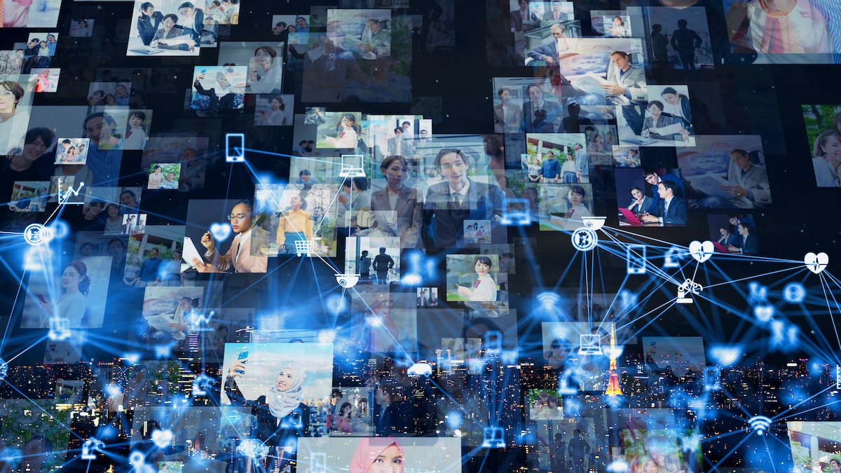 福岡|九州|映像制作|プロジェクションマッピング|ドローン|ホームページ|ライブ配信|特殊撮影|イベント|レーザー|特殊効果|CG制作|写真撮影|youtube|チャンネルプロデュース|モデル|音響|照明|レンタル|キャラクターデザイン|ロゴデザイン