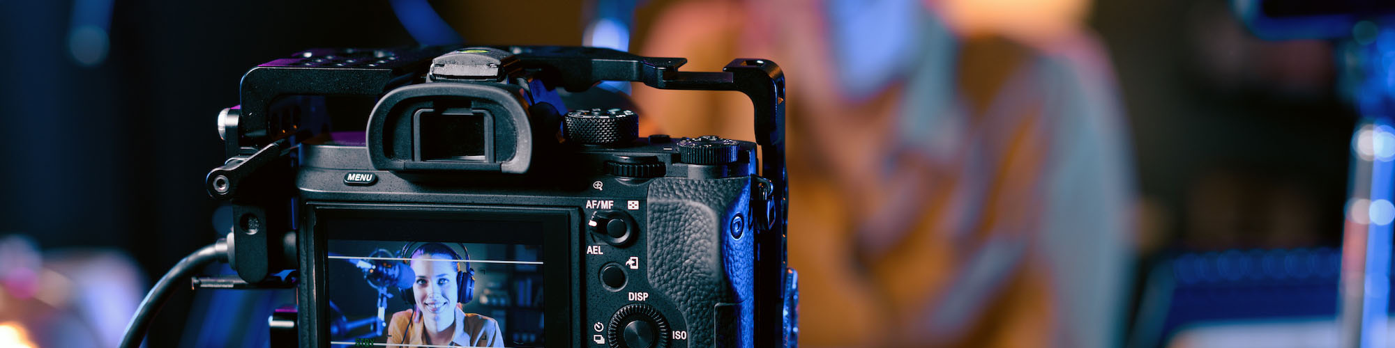 福岡|九州|映像制作|プロジェクションマッピング|ドローン|ホームページ|ライブ配信|特殊撮影|イベント|レーザー|特殊効果|CG制作|写真撮影|youtube|チャンネルプロデュース|モデル|音響|照明|レンタル|キャラクターデザイン|ロゴデザイン